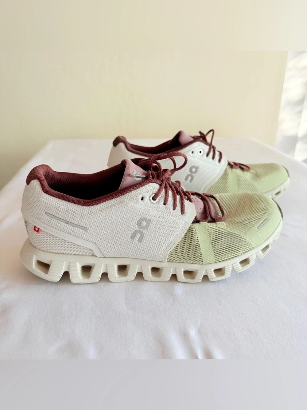 On Cloud 5 Ice Haze Running Sneakers Women 9.5 EU 41 59.98016